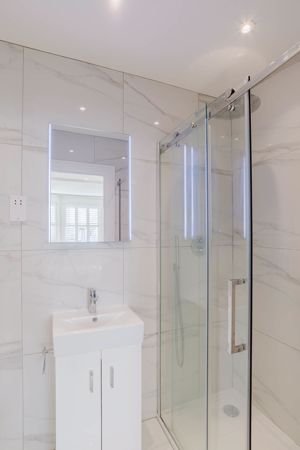 Photo 24- click for photo gallery